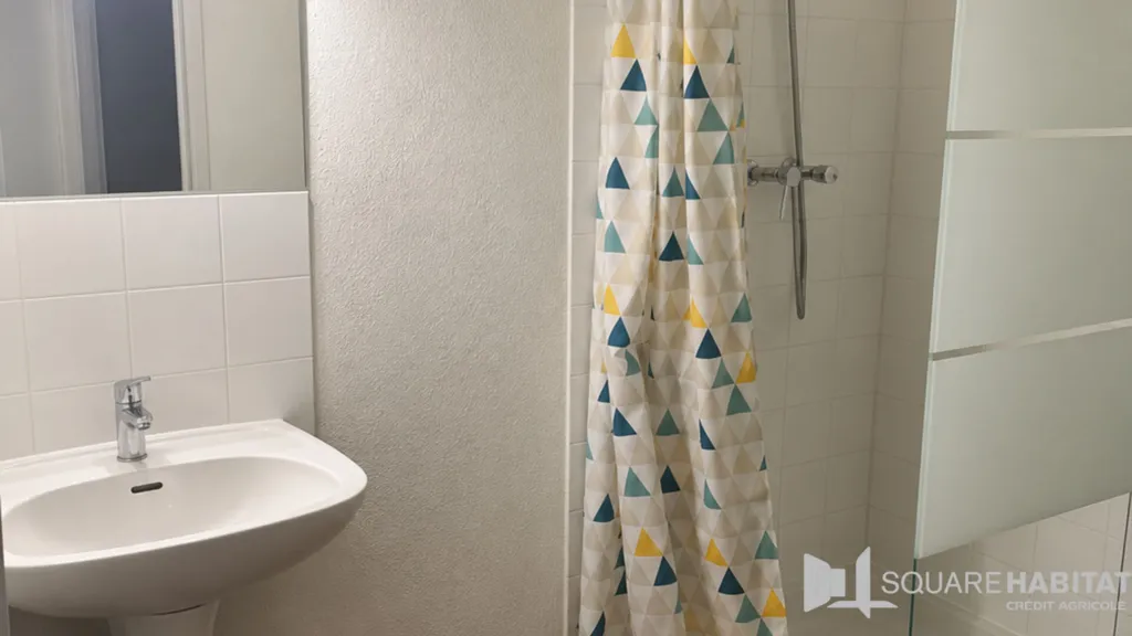 Salles de bain - Appartement 1 Pièce Près du Tram à Clermont-Ferrand