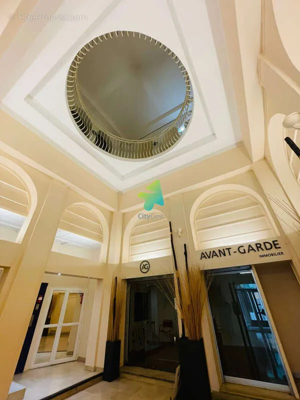Esik - Commercial Space in Perpignan City Centre