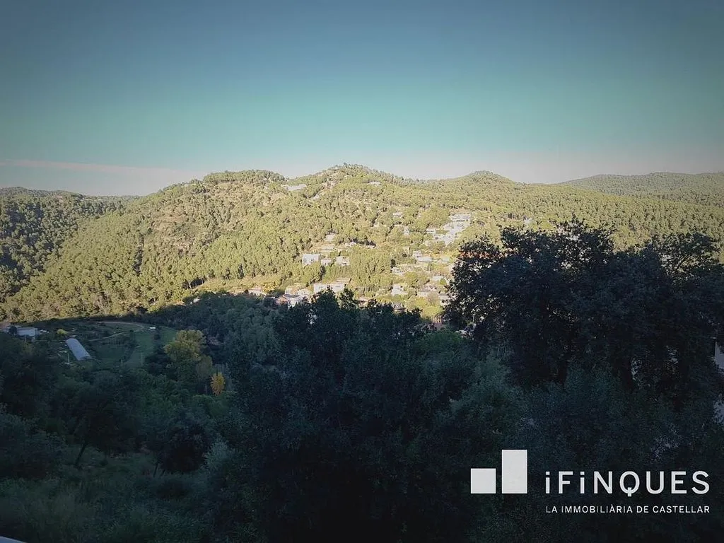 Luxury Villa with Pool in Castellar del Vallès