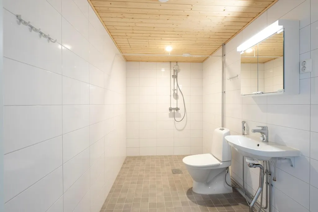 Salles de bain - Affordable Apartment with Balcony in Jyväskylä