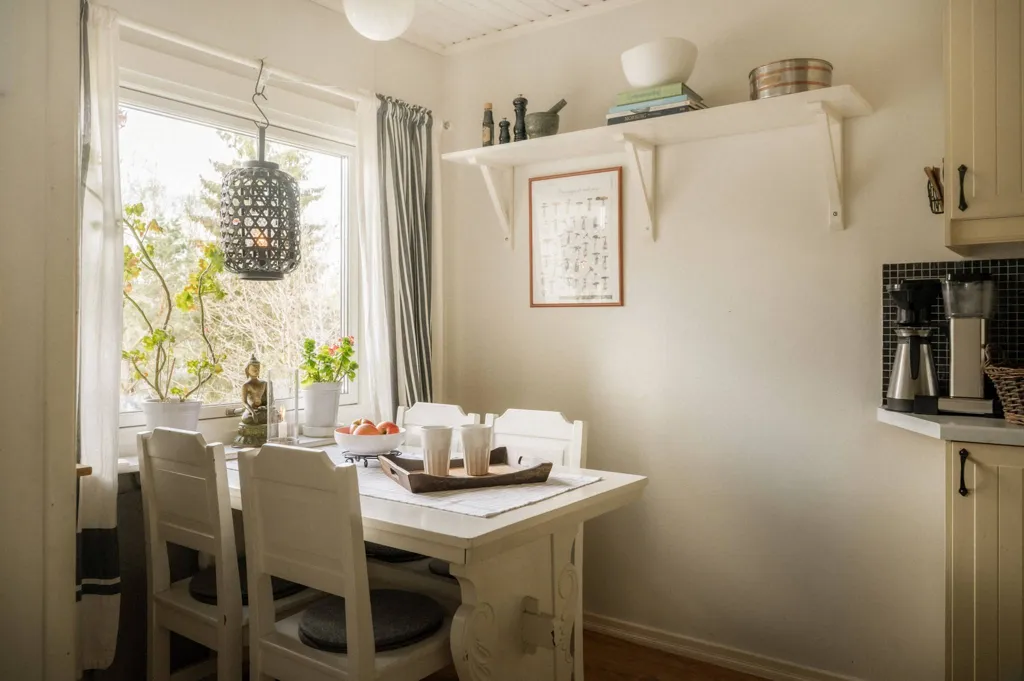 Sala da pranzo - Cottage with Garden in Skälsmara
