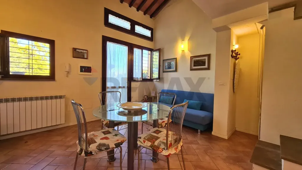Söögituba - Bifamiliar Villa with Garden in Gambassi Terme