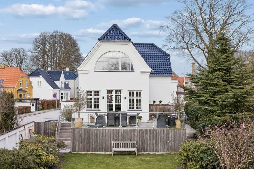 Õhuvaade - Contemporary Villa with Garden in Køge