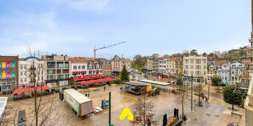 Balcon - Appartement Central avec Vue sur la Place à De Panne