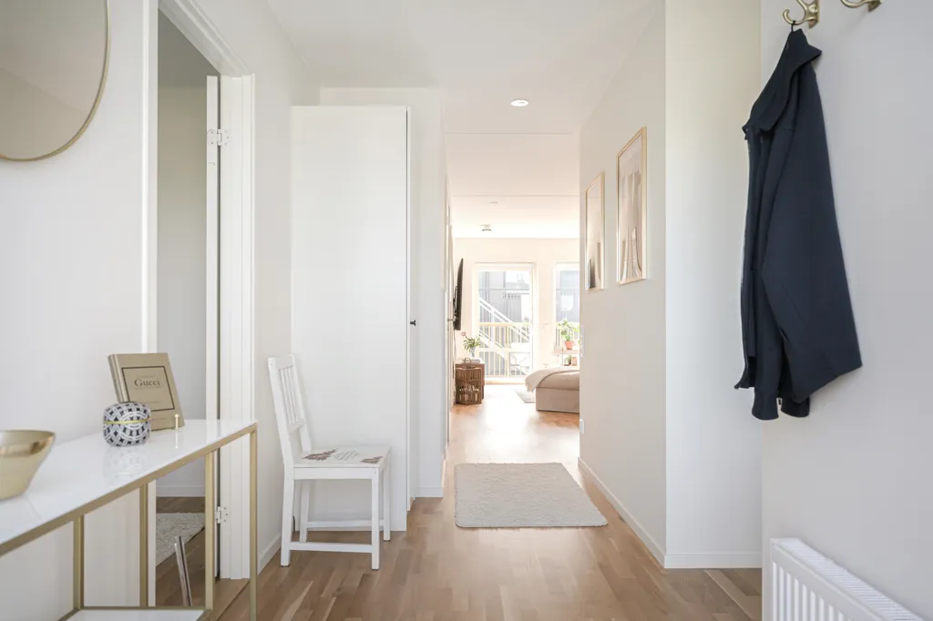 Entrée - Apartment with South-Facing Balcony in Skåne