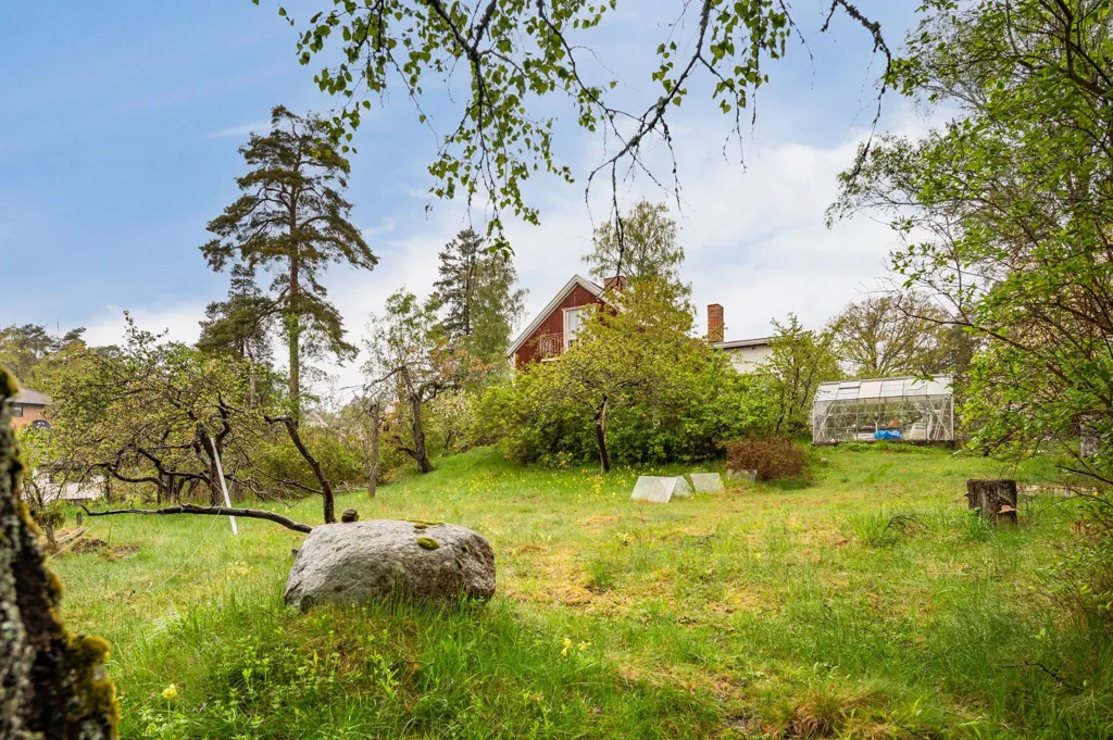 Aed - Villa with Development Potential in Snättringe