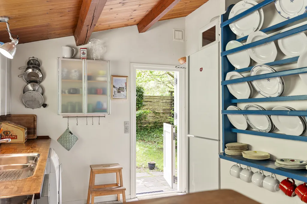Cuisine - Charming Cottage with Sea Access in Udsholt