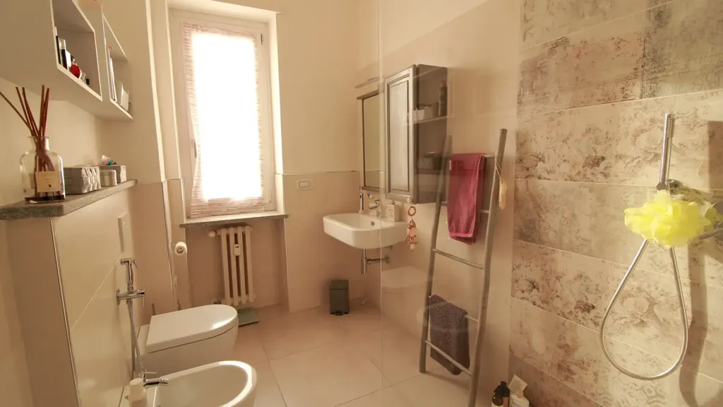 Vannitoad - Elegant Bilocale with Balcony in Saluzzo