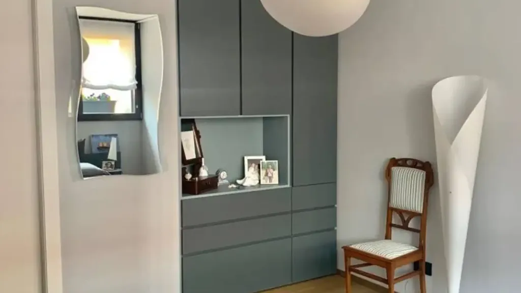 Esik - Restored Apartment with Historic View in Ivrea