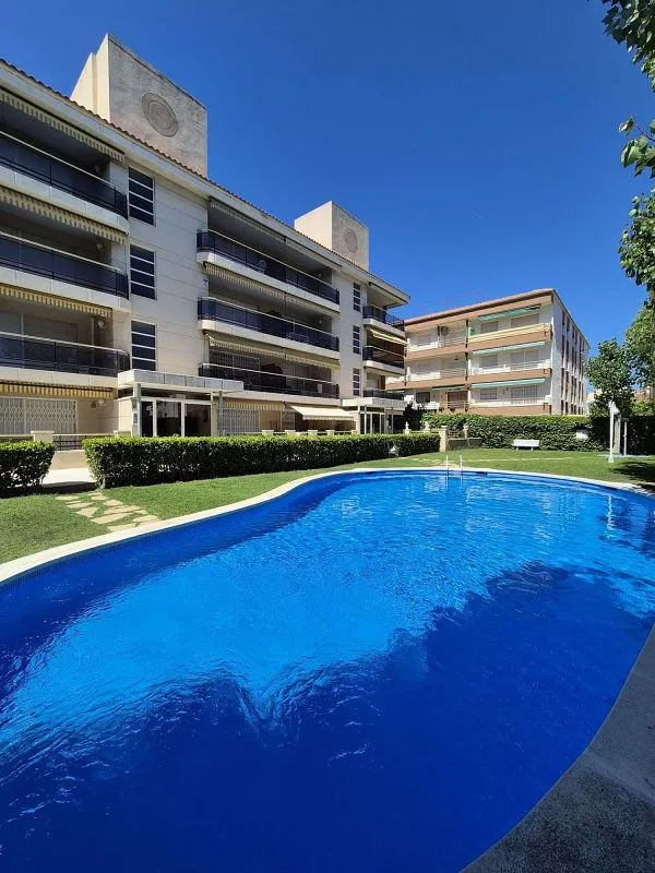 Piscine - Apartment with Pool and Terrace in Coma-Ruga