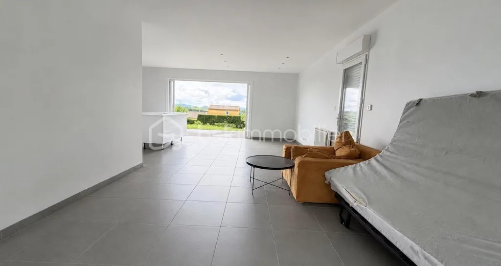 Soggiorno - Twin-Home with Garden Potential in SAVASSE
