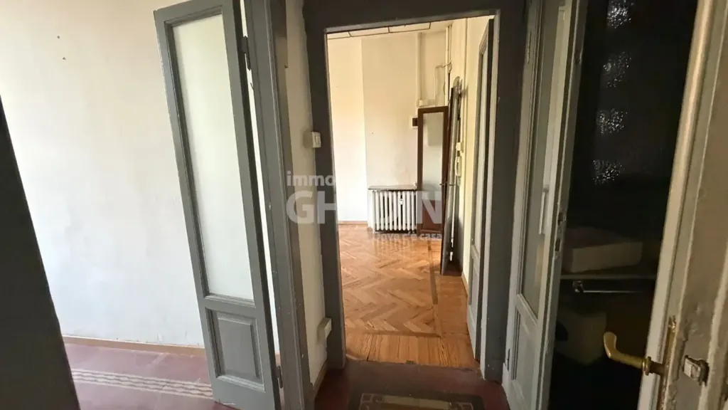 Esik - Bilocale with Original Features in Milan