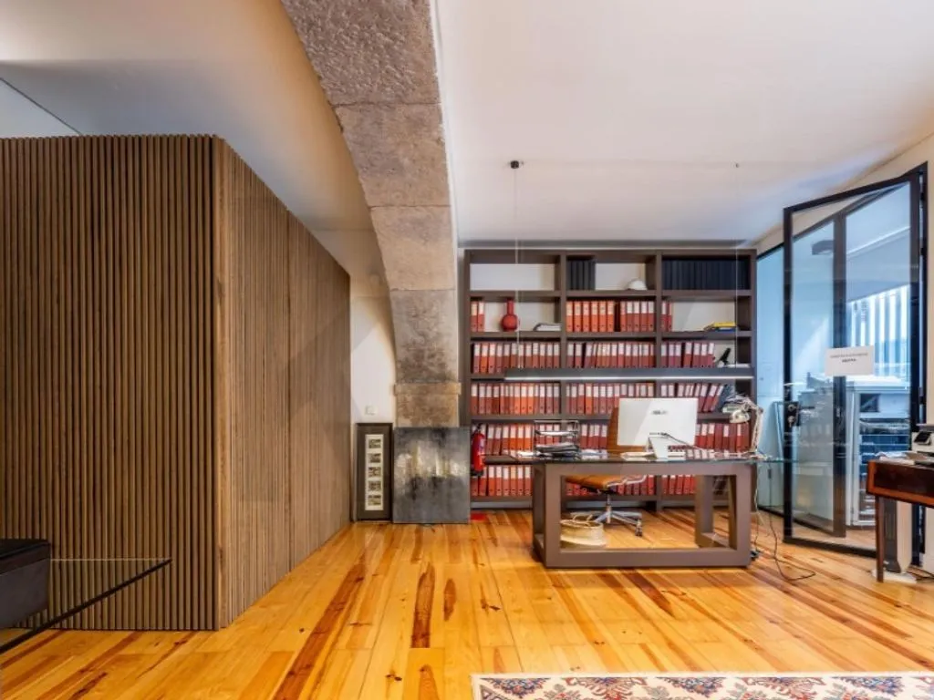 Bureau - Luxury Office with Historic Charm in Chiado, Lisbon