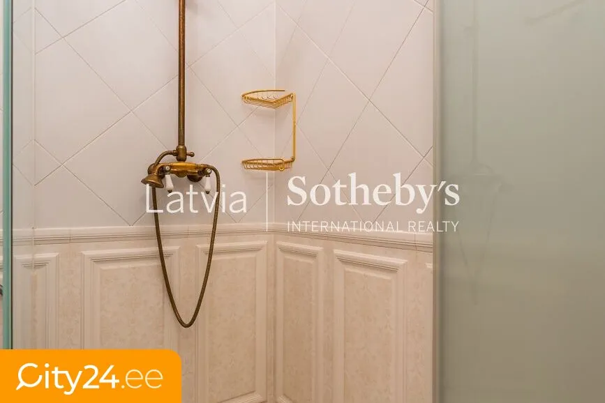 Salles de bain - Renovated Jugendstil Flat in UNESCO Site