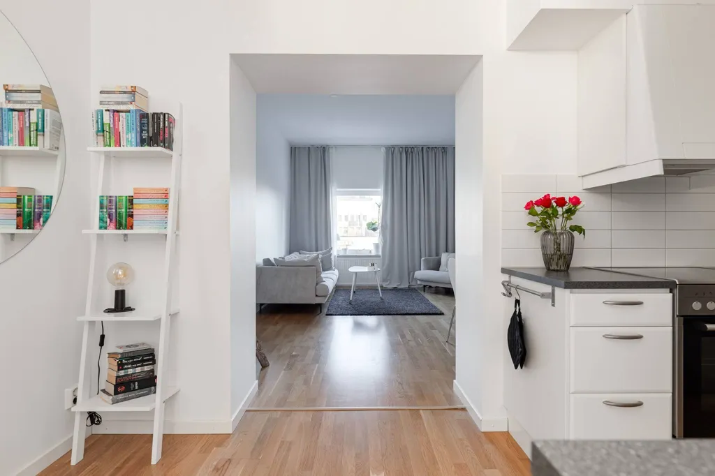 Köök - Apartment with High Ceilings in Central Enköping