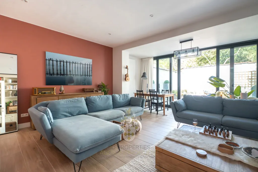 Elutuba - Renovated Character House with Terraces in Woluwe-Saint-Pierre