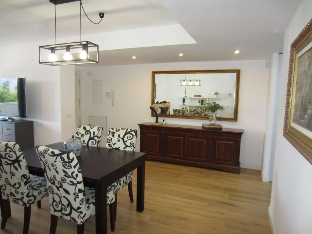 Salle à manger - Apartment with Pool in Fuengirola's Miramar
