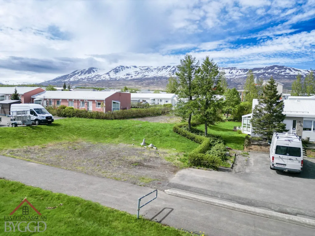 Jardin - Apartment with West Balcony in Reykjavik