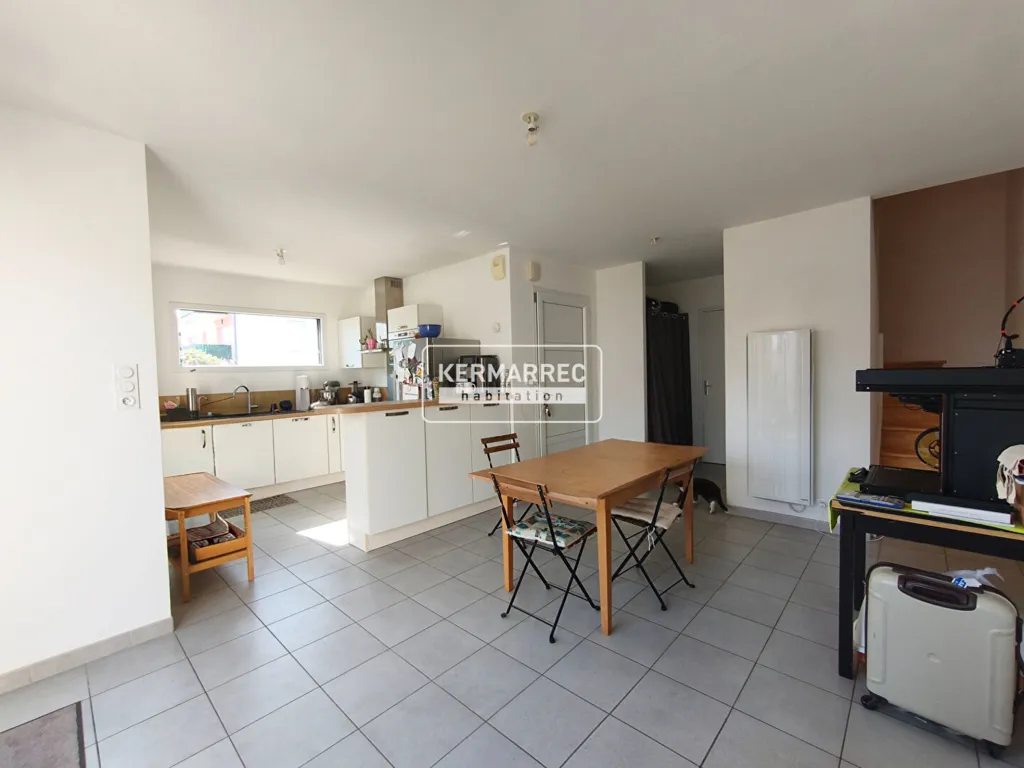 Cuisine - Maison contemporaine avec jardin à Vannes Ouest