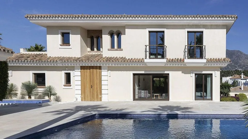 Bassein - Luxury Villa with Pool in Mijas Golf
