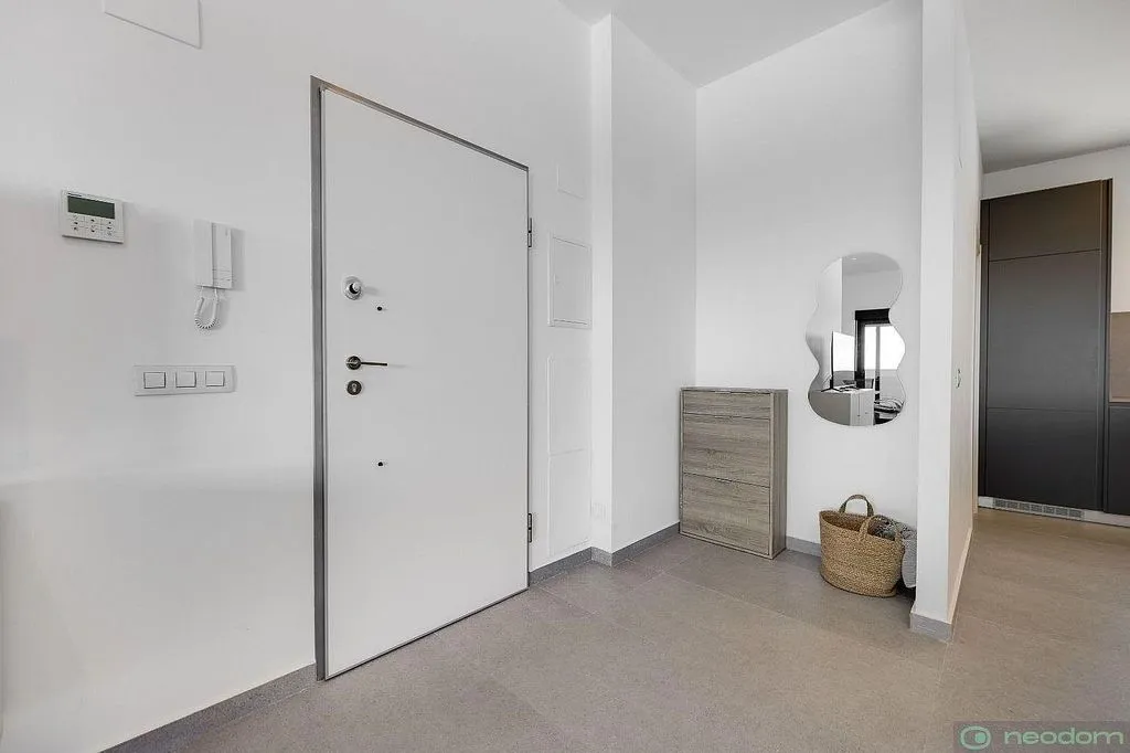 Entrée - Duplex with Pool and Terrace in Guardamar de Segura