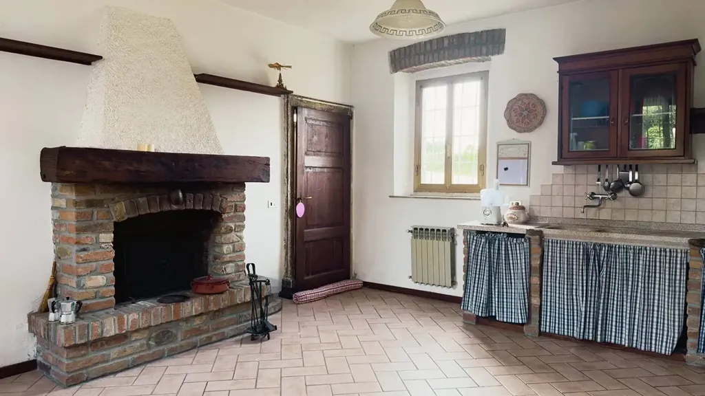 Cuisine - Lombard Rustic Villa with Garden in Torrazza Coste