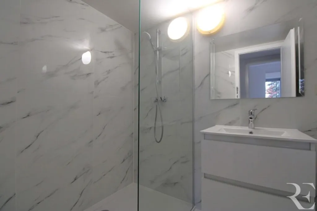 Bagni - Apartment to Refresh with Parking in Uccle