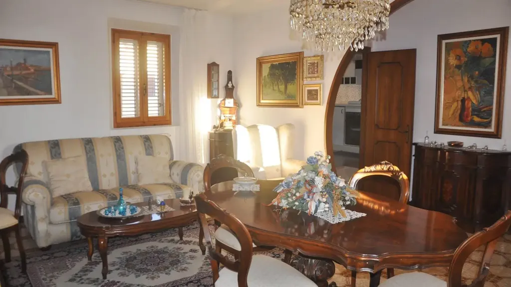 Dining Room - Terra Tetto with Solar Panels in Rosignano Marittimo