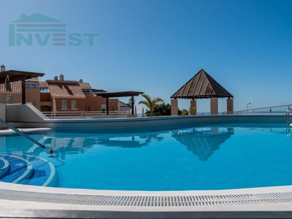 Piscine - Duplex with Golf Course Views in Adeje