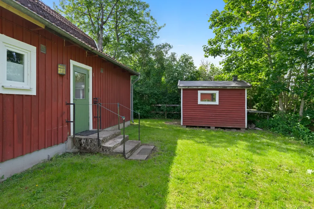 Giardino - Charming Cottage with Workshop in Skövde
