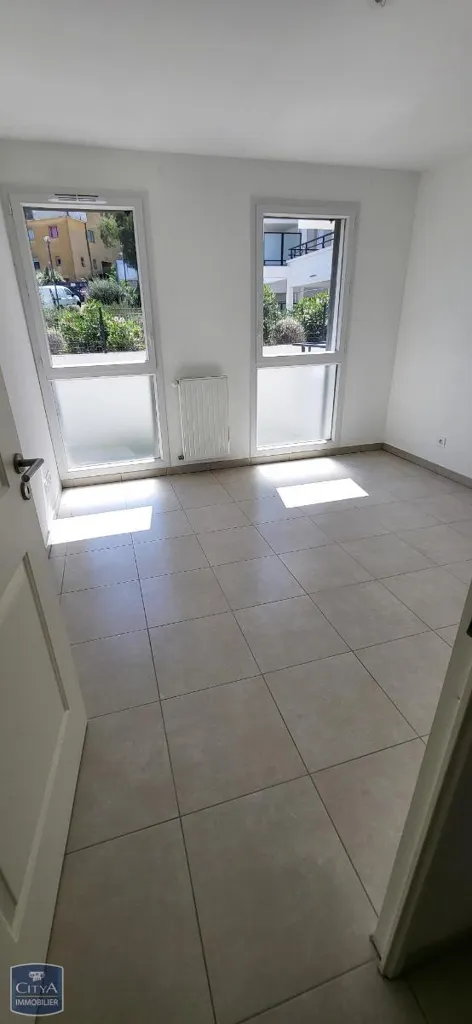 Pièces - Appartement 3 Pièces avec Balcon dans le Sud de Grasse