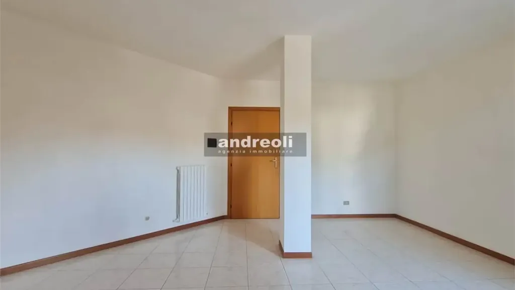 Pièces - Bright Apartment with Balcony in Jesi