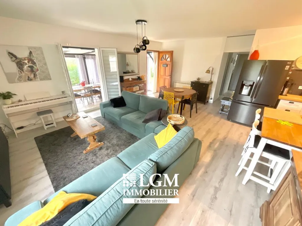 Séjour - Maison Rénovée avec Jardin à Cagnotte