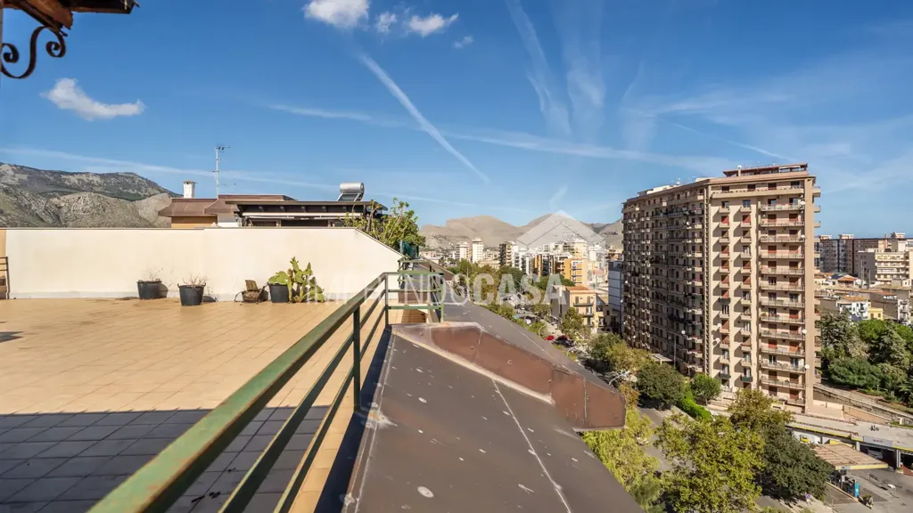Terrasse - Panoramic Penthouse with Terrace in Palermo