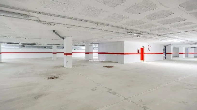 Garaaž - Office Building with Parking in Palma