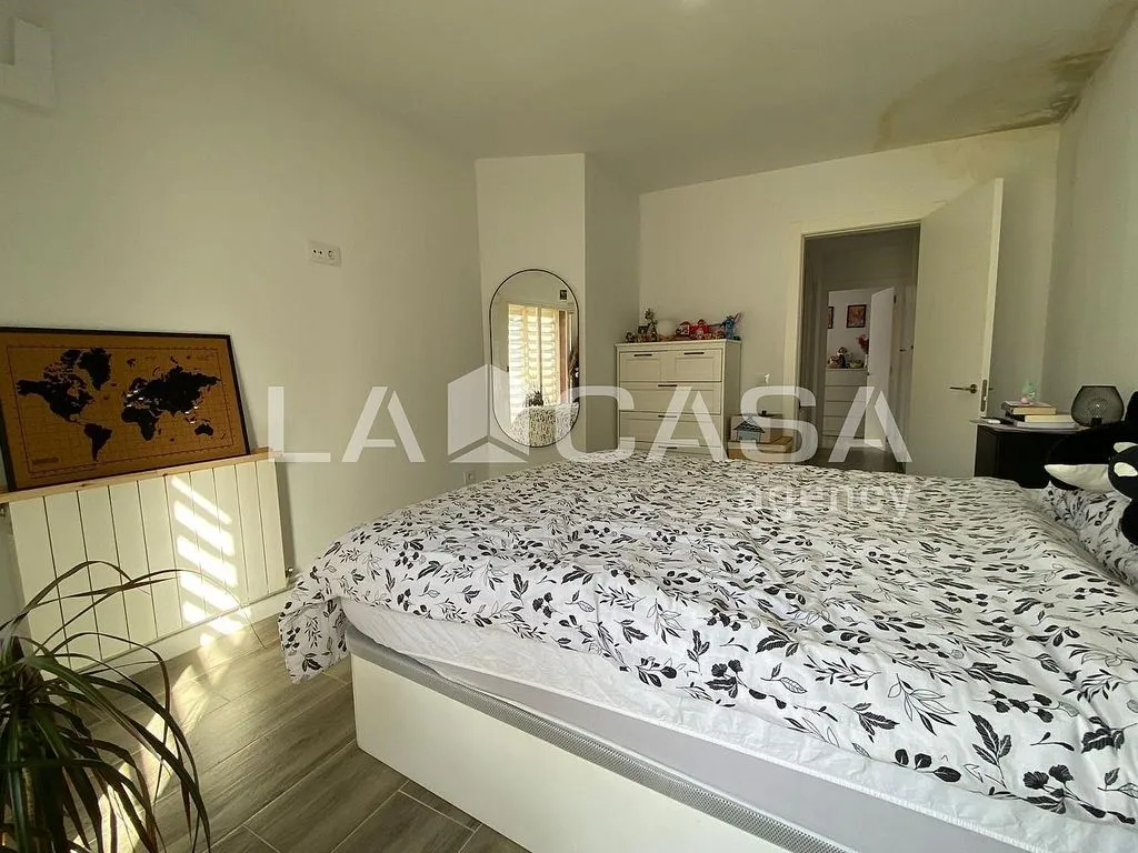 Magamistoad - Duplex with Balcony in Santa Coloma de Gramenet