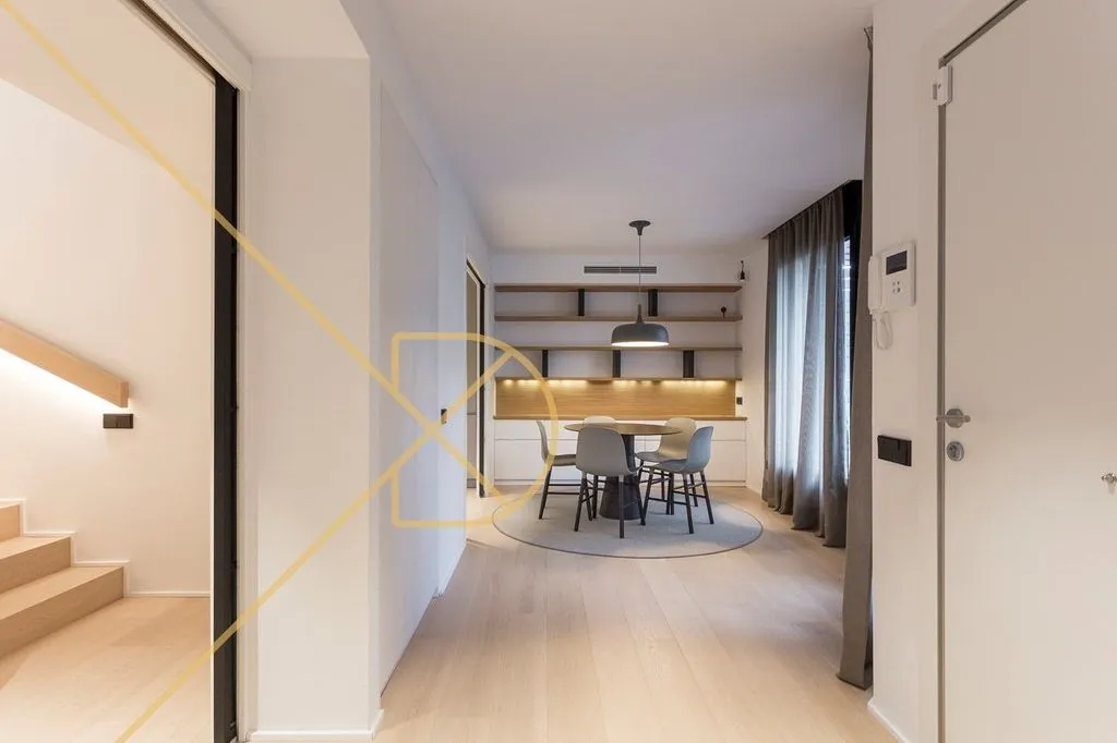 Entrée - Contemporary Adjoined House with Pool in Sarrià