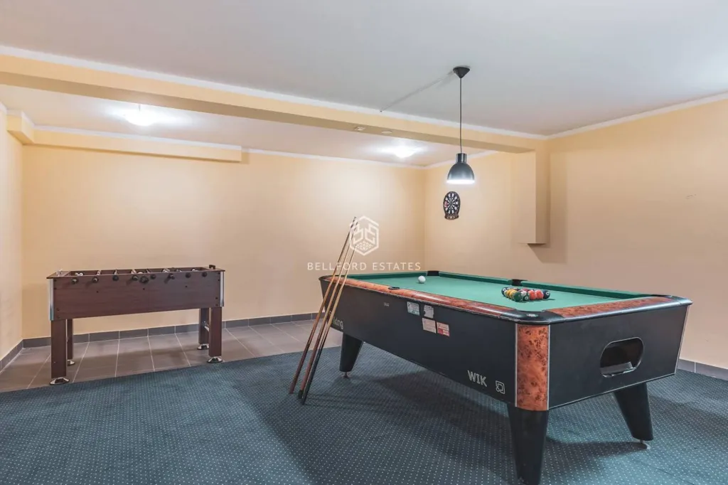 Pièces - Apartment with Private Pool in Kostrena