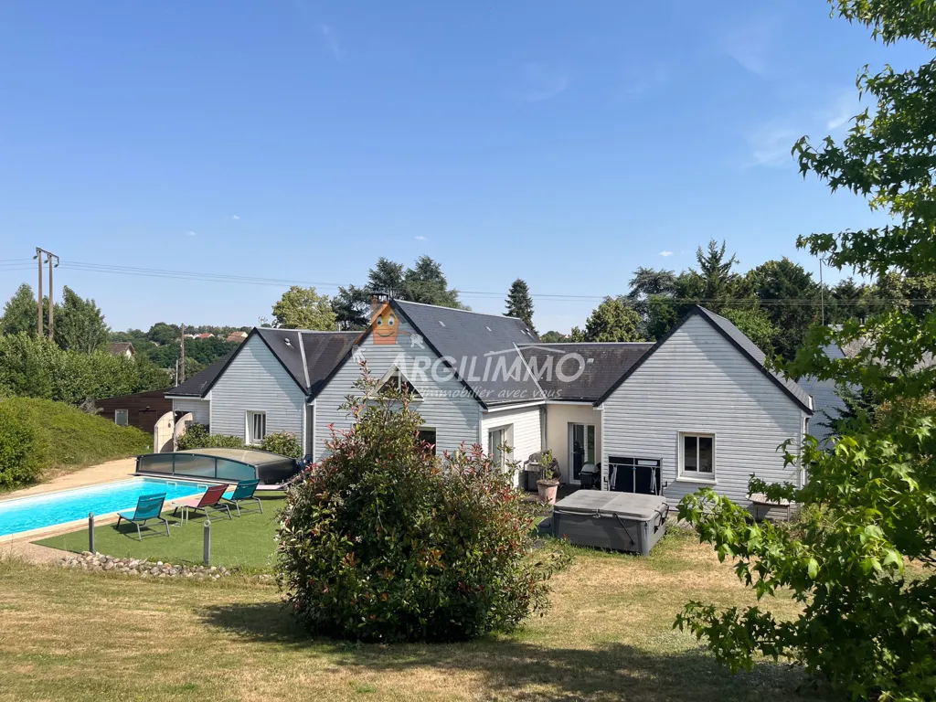 Piscina - Ground Floor House with Pool in Saint-Calais