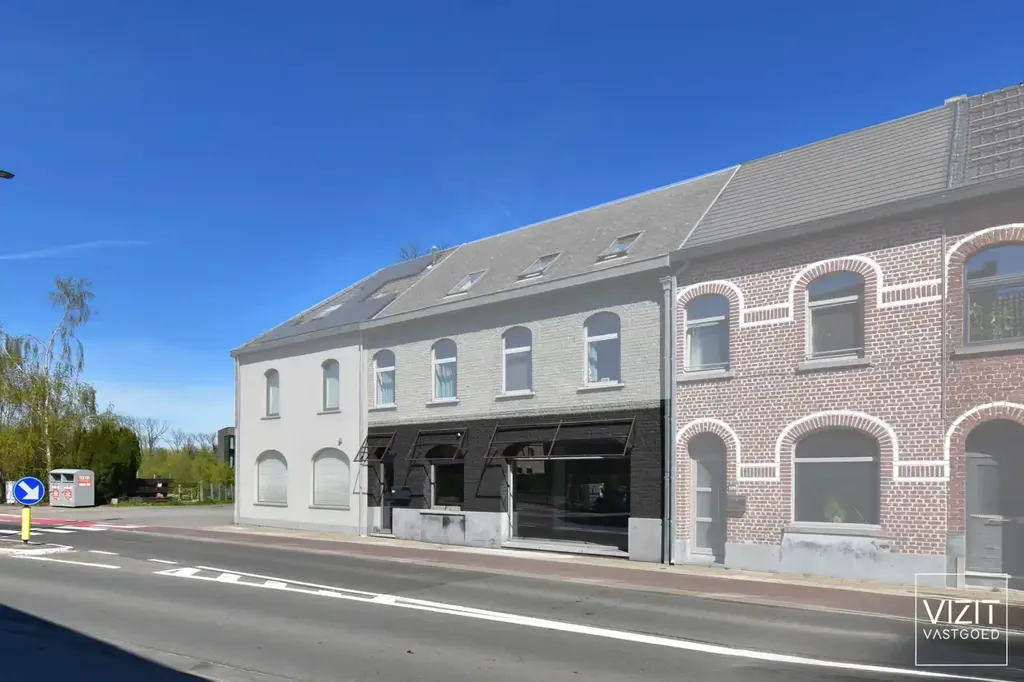 Local commercial à Aalst