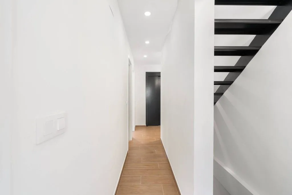 Hallway - Luxury Apartment with Marina Access in Empuriabrava