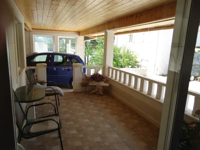 Terrasse - House on Island in Split-Dalmatia County