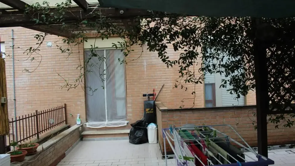 Terrace - Trilocale with Private Resede in Siena