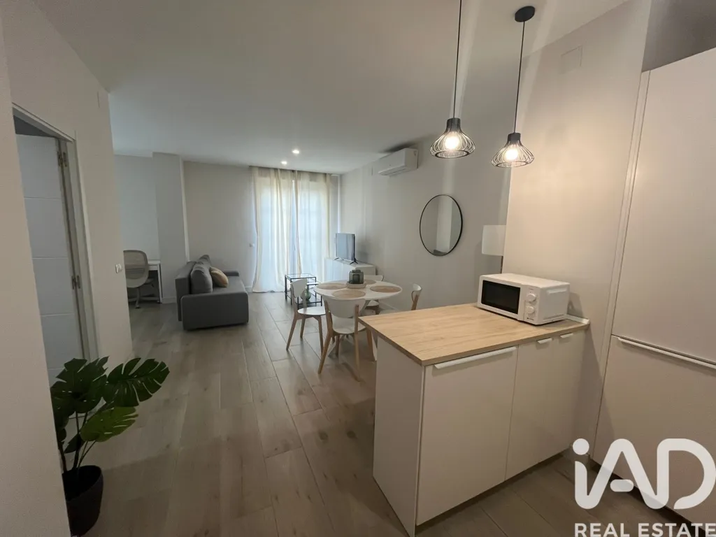Cuisine - Centrally Located Modernised Apartment in Málaga