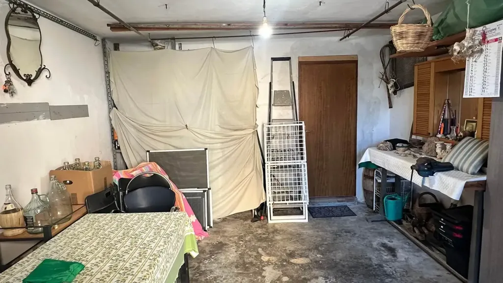 Garage - Quadrilocale with Balcony in Campiglia Marittima