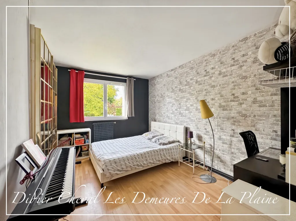 Magamistoad - Renovatable Apartment with Garden View in Bailly