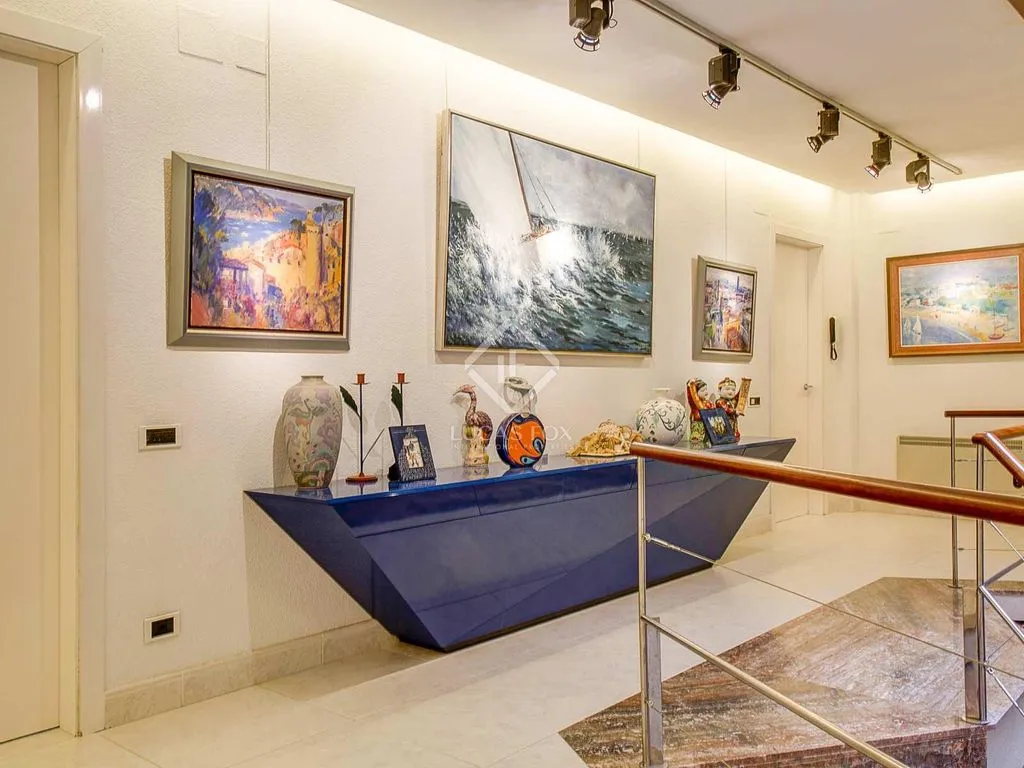 Esik - House with Sea View and Pool in Torredembarra