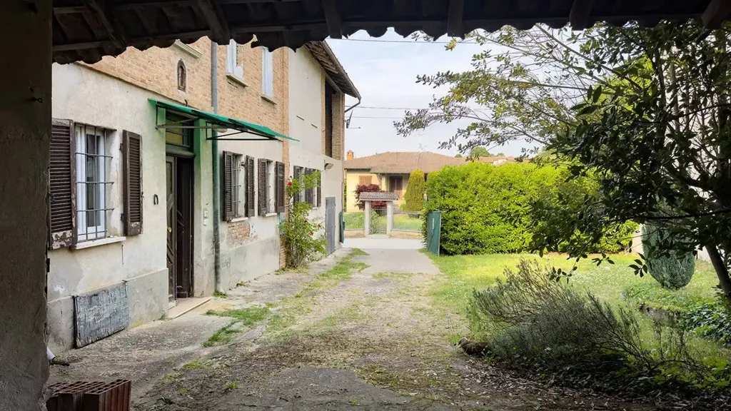 Jardin - Lombard Rustic Villa with Garden in Torrazza Coste