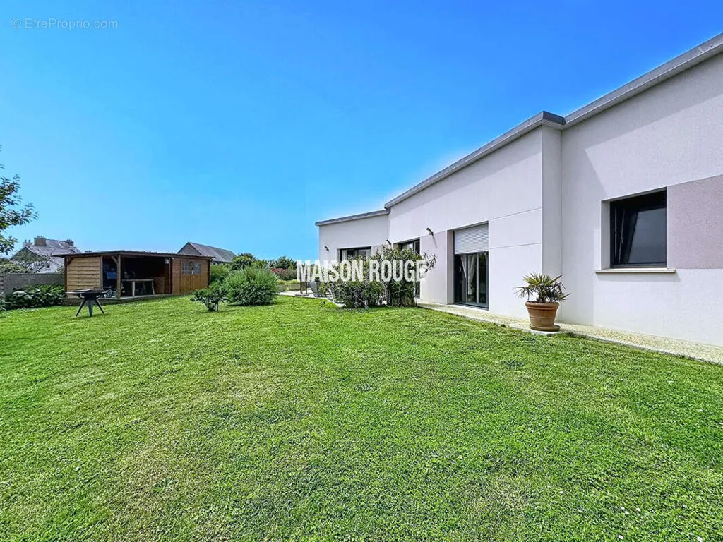 Aed - Contemporary House with Sea Access in Pleubian