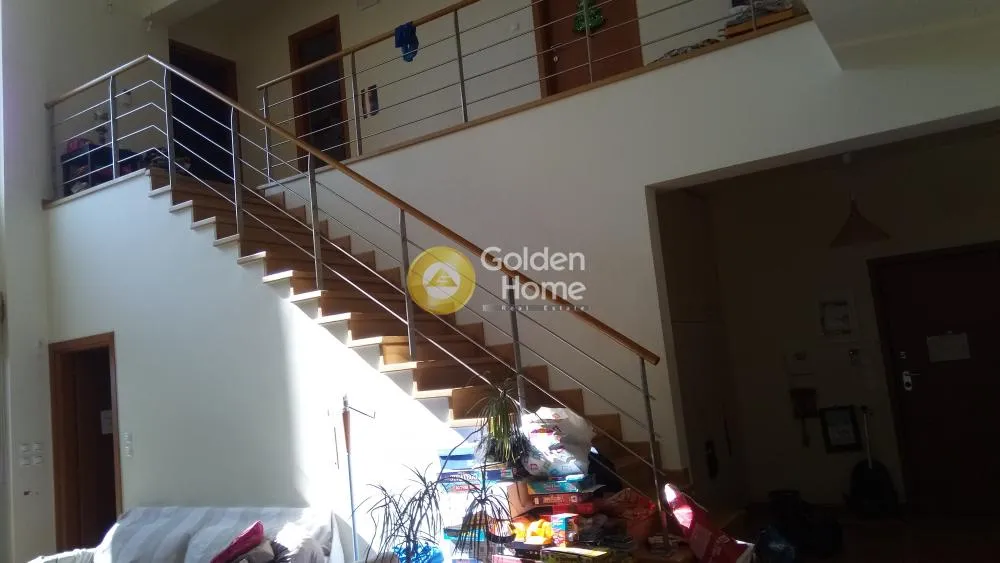 Pièces - Maison 4 pièces à GR